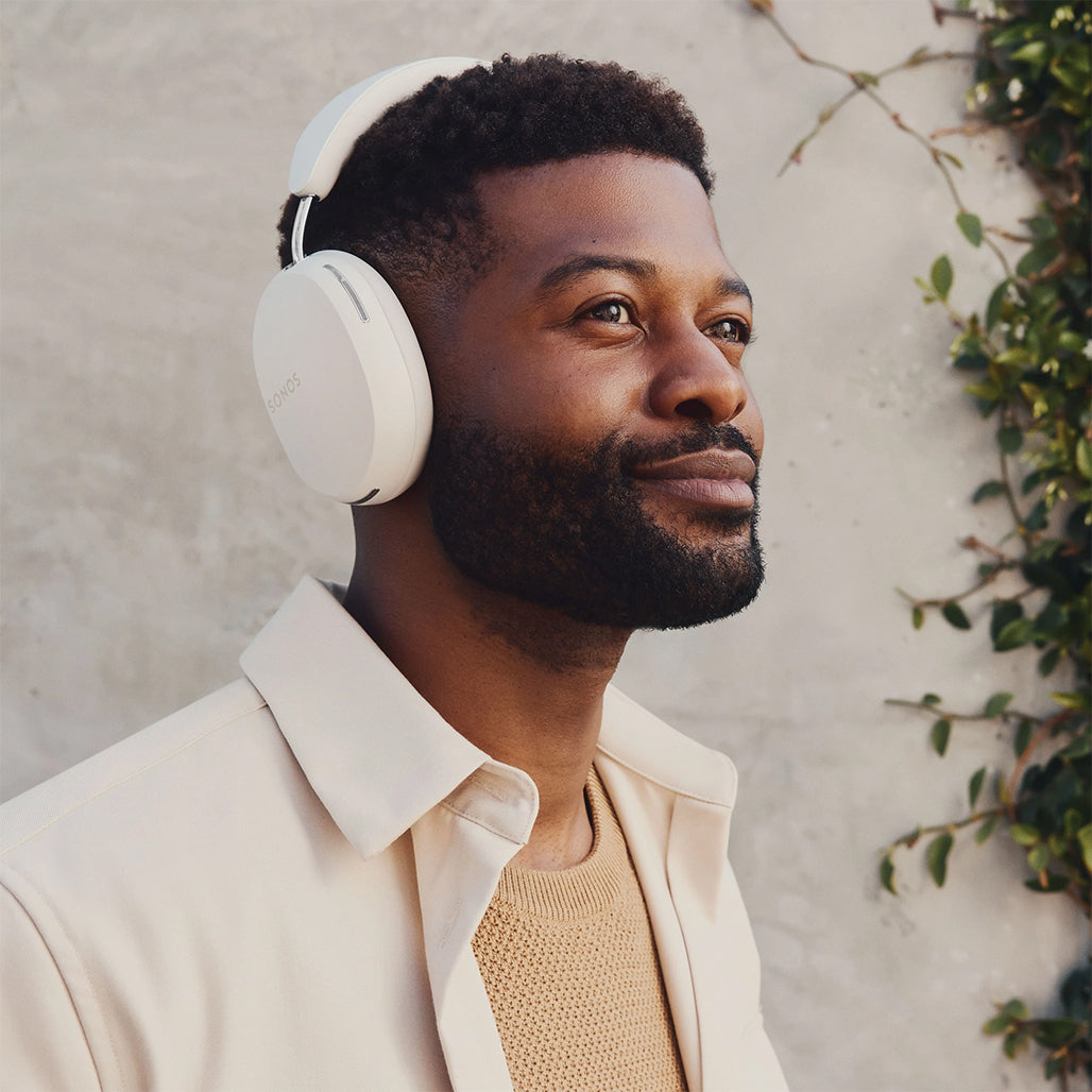 A Photo Of Sonos Ace - Wireless Over-Ear Noise Cancelling Headphones