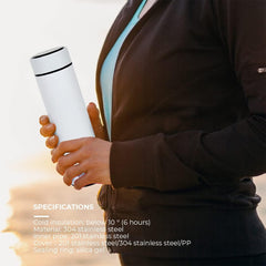 A Photo Of Blupebble Smart Water Bottle with LED Temperature Display - 500mL Vacuum Insulated Stainless Steel Thermo Flask