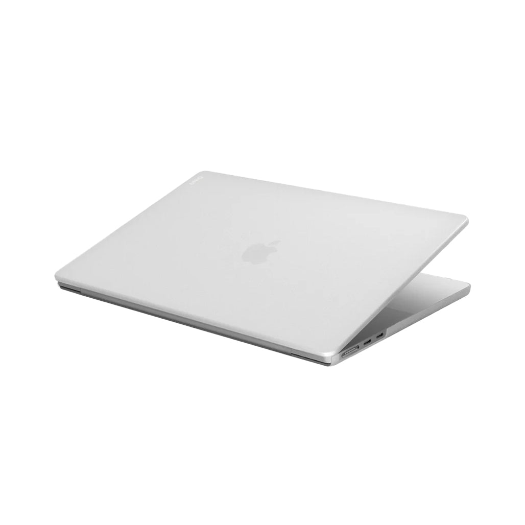 A Photo Of Uniq Claro MacBook Air 15