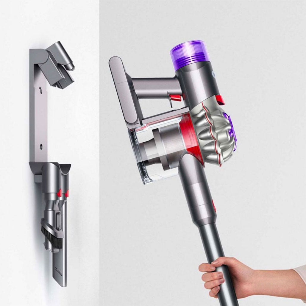 A Photo Of Dyson V8 Absolute Cordless Vacuum Cleaner (Silver/Nickel)