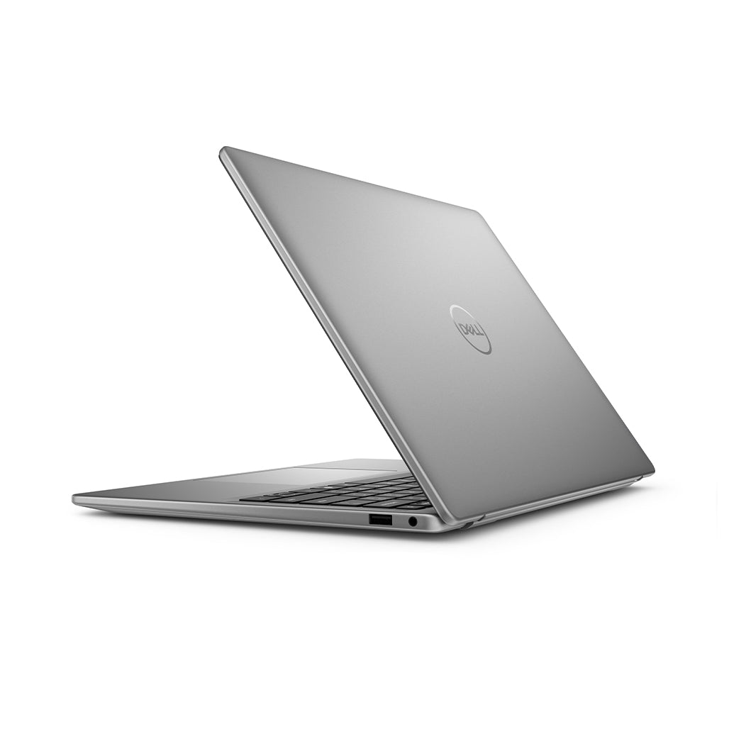 A Photo Of Dell Latitude 7455 Copilot+ PC - 14