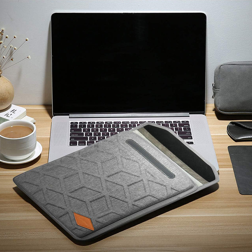 A Photo Of Lymmax Laptop Sleeve 13