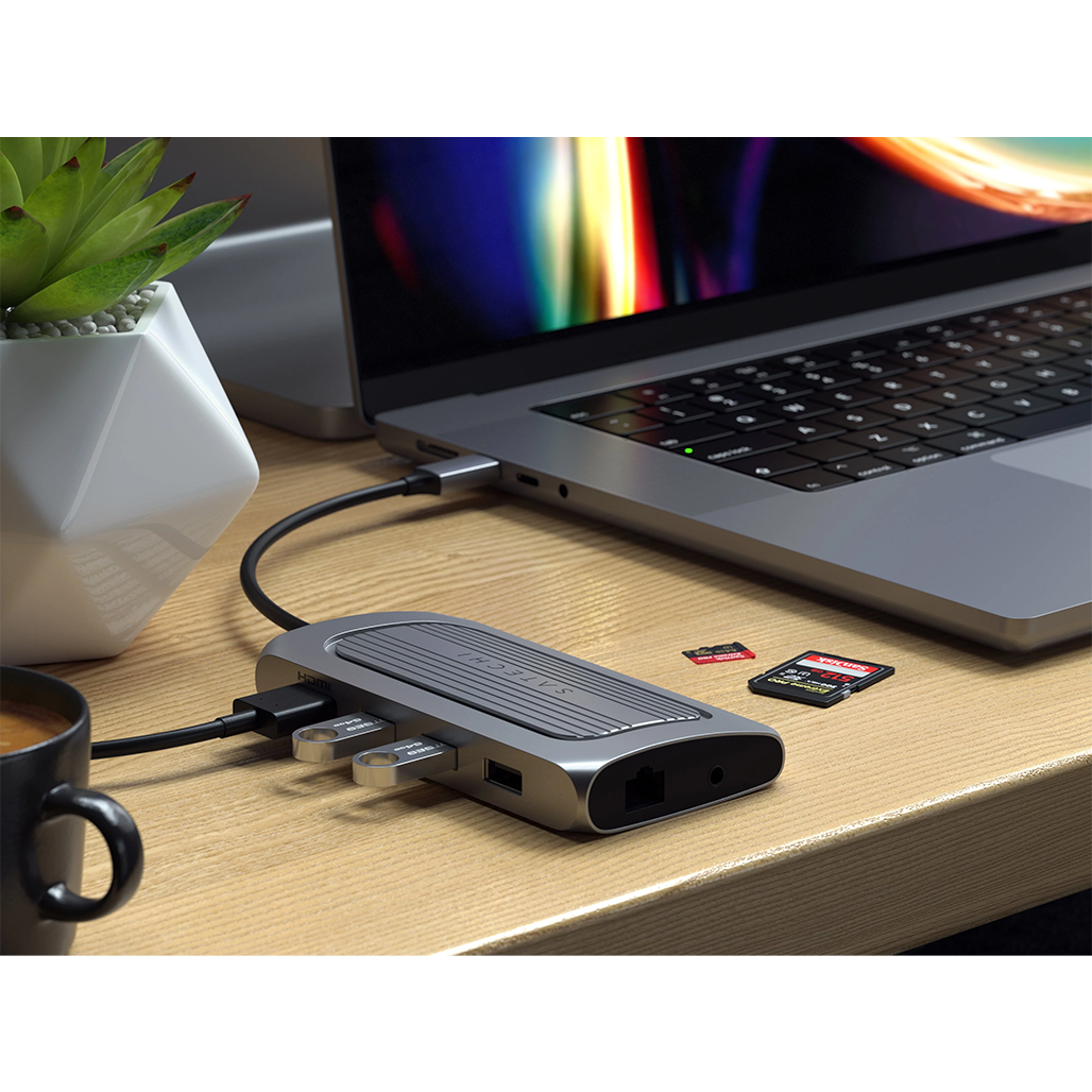 A Photo Of Satechi USB4 Multiport Adapter with 8K HDMI | ST-U4MA3M