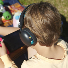 A Photo Of Skullcandy Grom Wireless Kids Headphones - Long Battery Life, Volume Limiting, and Modern Design | ‎S6KBW-R740