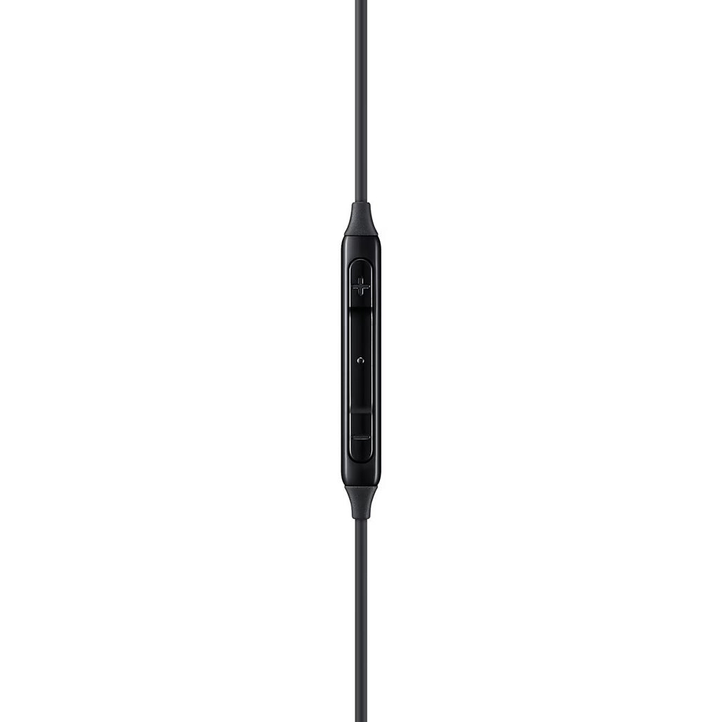 A Photo Of Samsung USB Type-C Earphones - High-Quality Sound with Comfort - Black | EO-IC100