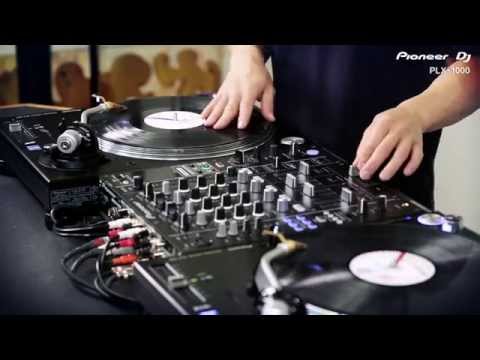 A Video Of Pioneer PLX-1000 - Professional Direct Drive Turntable