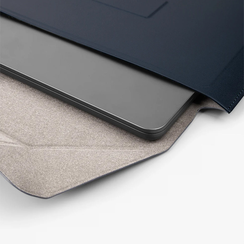 A Photo Of Uniq Oslo 2-in-1 Laptop Sleeve with Foldable Smart Stand for Laptops up to 14